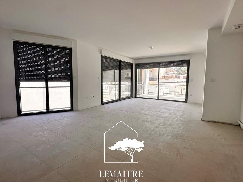 Appartement - 91 m² - 4 pièces