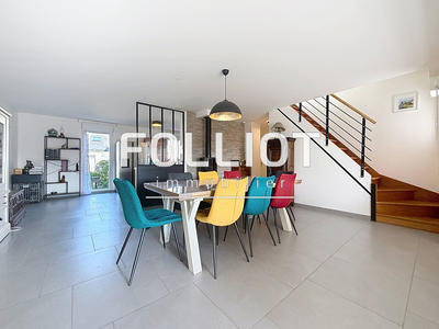 Maison - 141 m² - 7 pièces