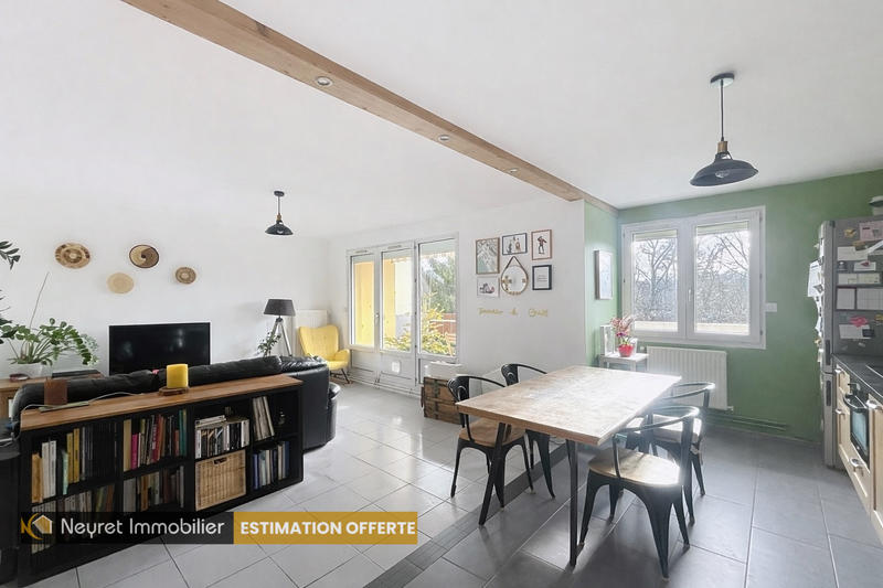 Appartement - 87 m² - 4 pièces