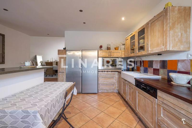 Maison - 170 m² - 5 pièces