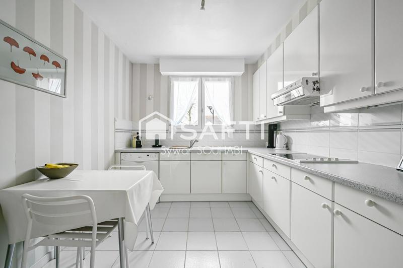 Maison - 155 m² - 6 pièces