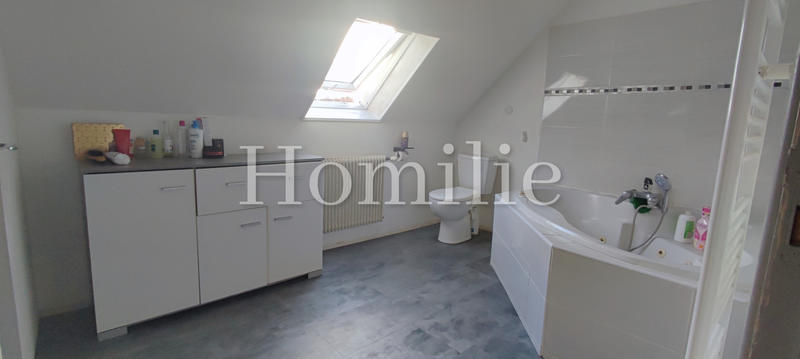 Maison - 143 m² - 6 pièces