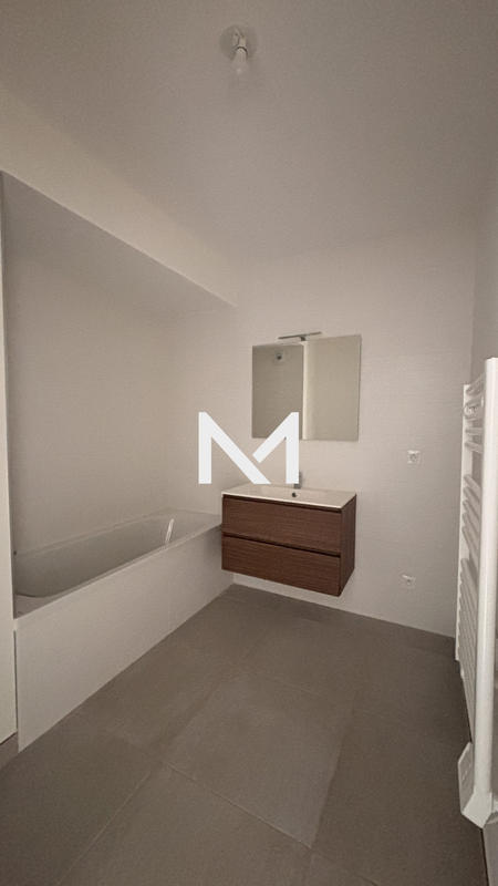 Appartement - 83 m² - 4 pièces