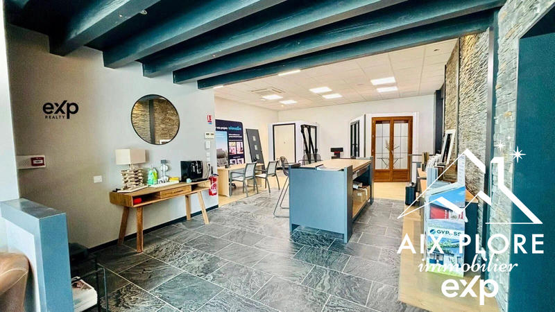 Fonds de commerce - Local commercial - 215 m²