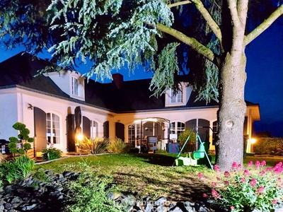 Maison - 185 m² - 5 pièces