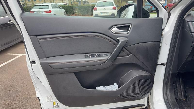 Renault Captur 1.3 TCe 155 Edc7 Initiale Paris