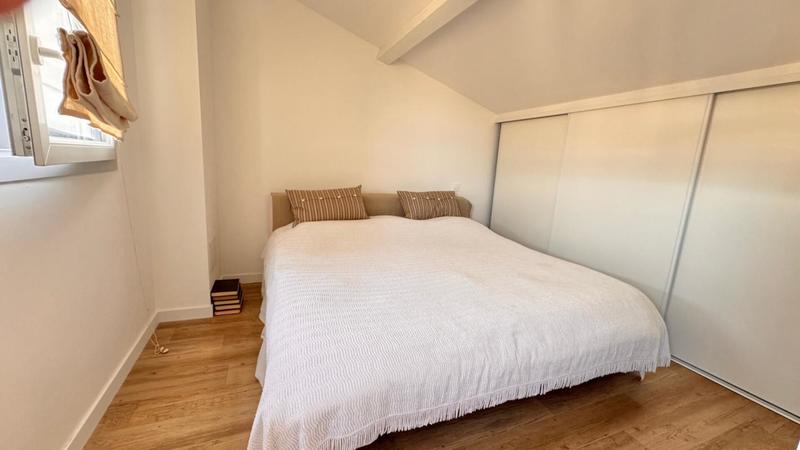 Appartement - 93 m² - 4 pièces