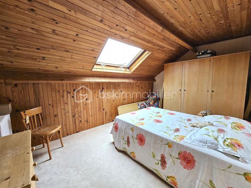 Maison traditionnelle - 137 m² - 6 pièces