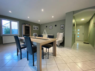 Maison - 120 m² - 5 pièces