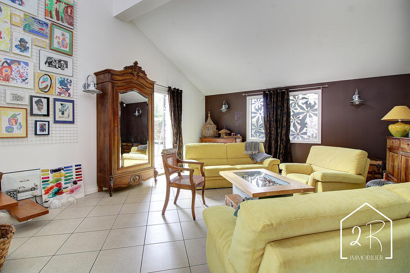 Maison - 191 m² - 7 pièces