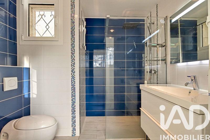 Maison - 206 m² - 8 pièces