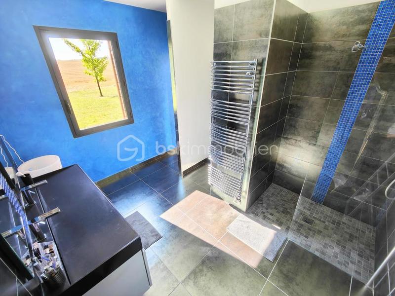 Maison d'architecte - 239 m² - 10 pièces