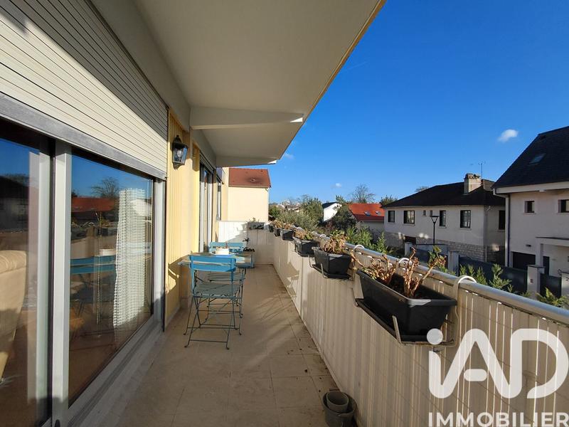 Appartement - 100 m² - 5 pièces