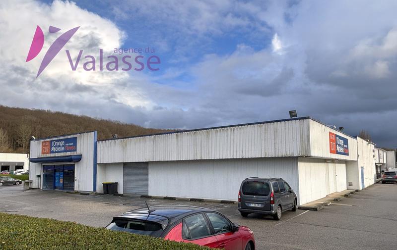 Local commercial - 920 m²