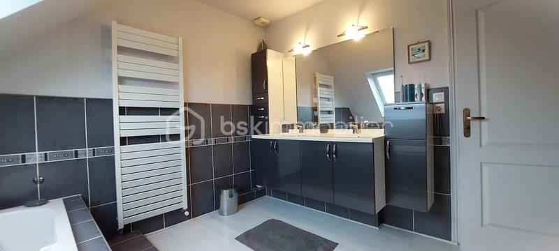 Maison - 160 m² - 6 pièces