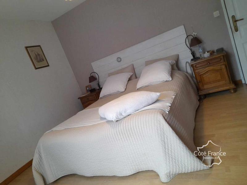 Maison - 182 m² - 8 pièces