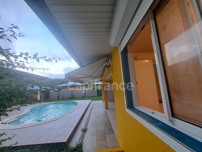 Maison - 189 m² - 5 pièces