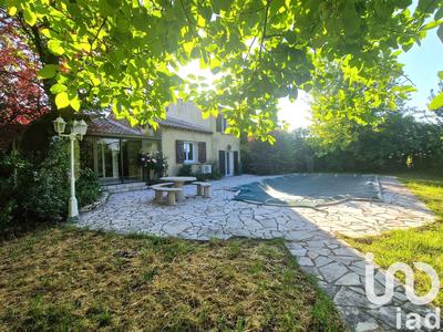 Maison - 102 m² - 5 pièces