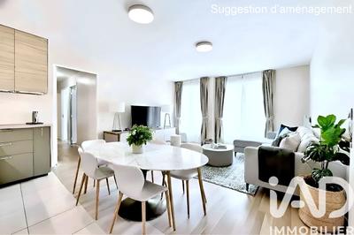 Appartement - 80 m² - 4 pièces