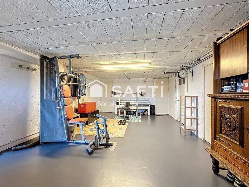 Maison - 167 m² - 6 pièces