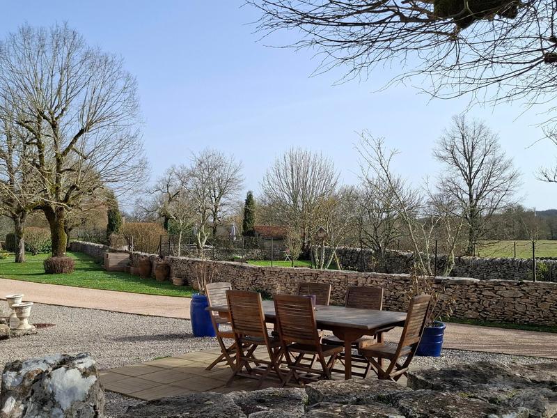 Maison - 760 m² - 22 pièces