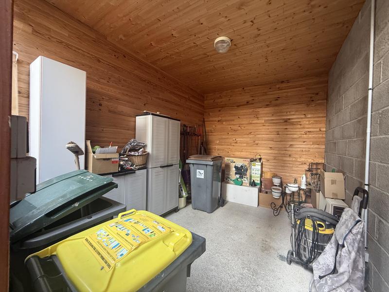 Maison - 160 m² - 8 pièces