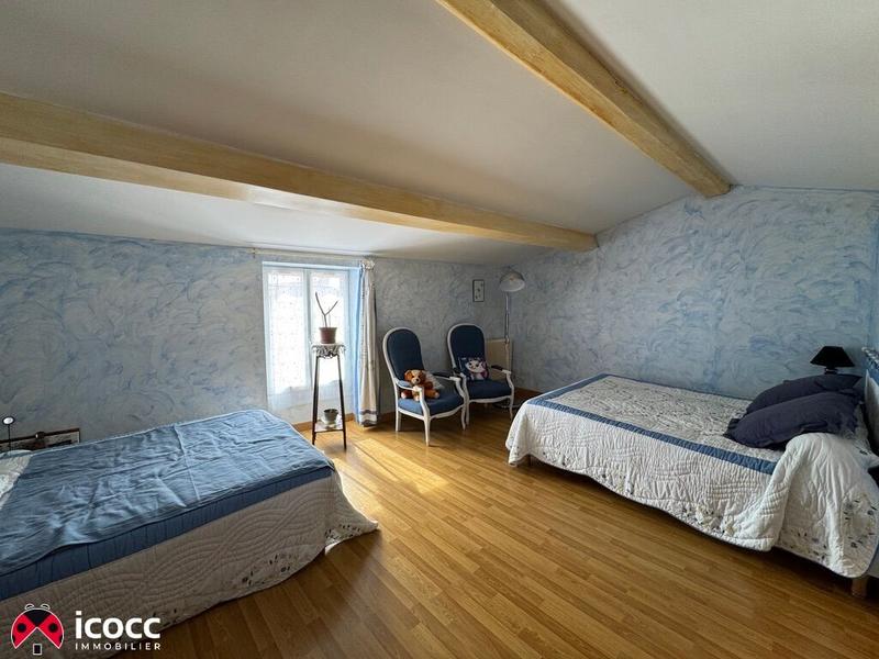 Maison - 179 m² - 6 pièces