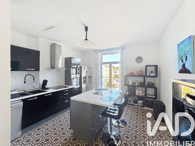 Maison de village - 270 m² - 7 pièces