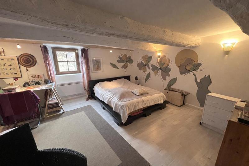 Appartement - 106 m² - 2 pièces