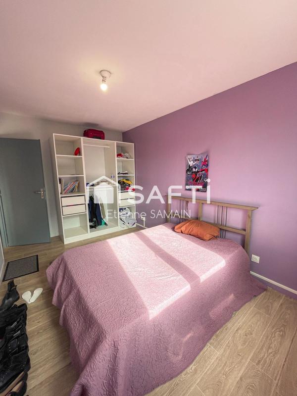 Maison - 94 m² - 5 pièces