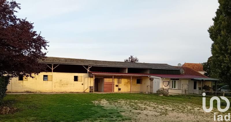 Maison - 248 m² - 8 pièces