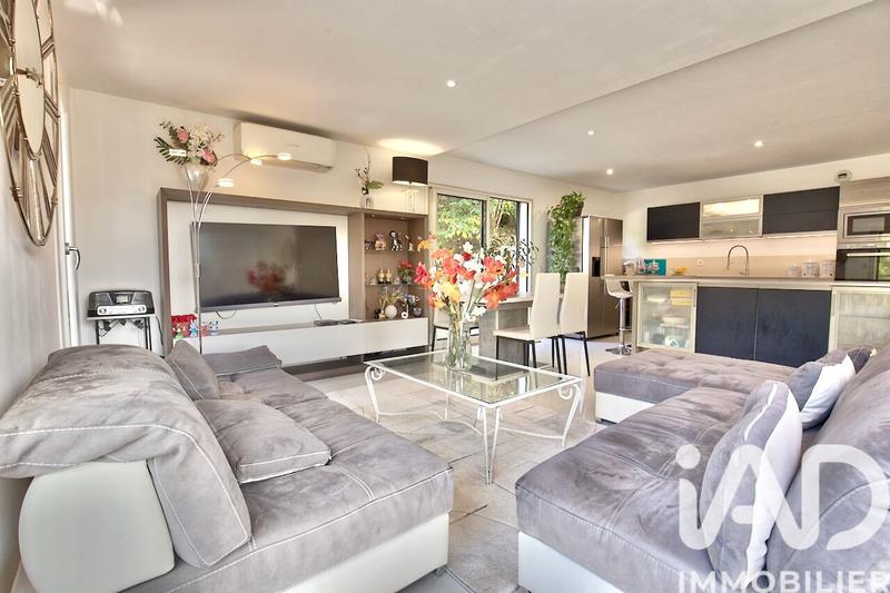 Maison - 168 m² - 3 pièces