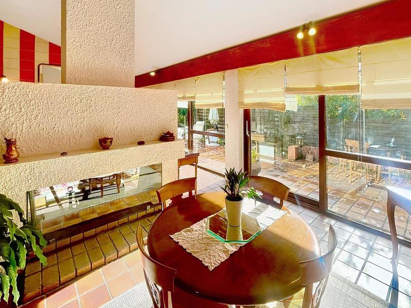 Maison - 183 m² - 7 pièces