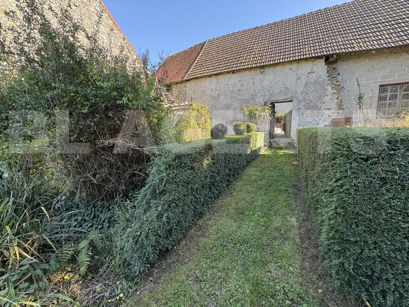 Maison en pierre - 235 m² - 9 pièces