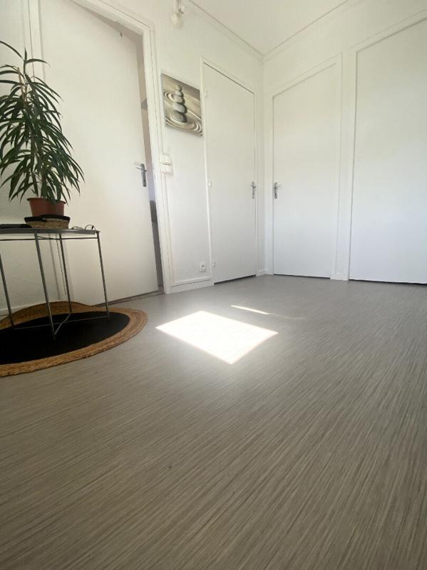 Appartement - 76 m² - 4 pièces