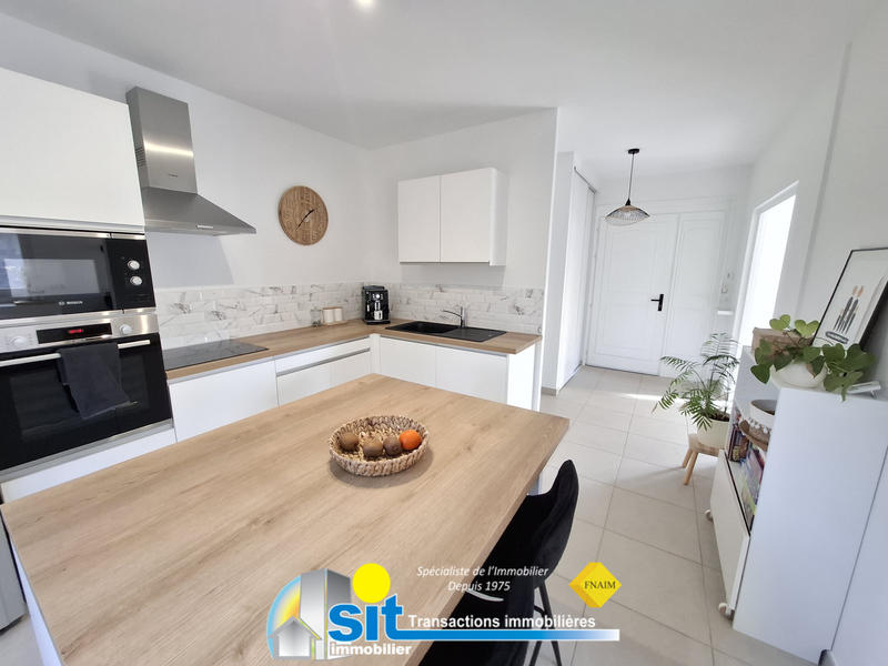 Maison - 92 m² - 4 pièces