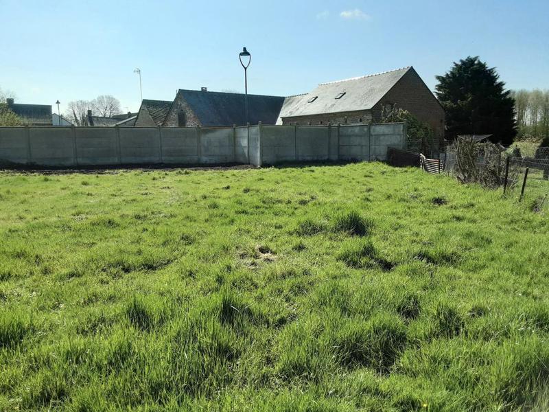 Terrain constructible - 2 000 m²