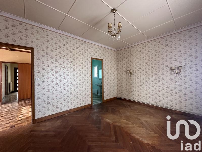 Maison - 158 m² - 8 pièces