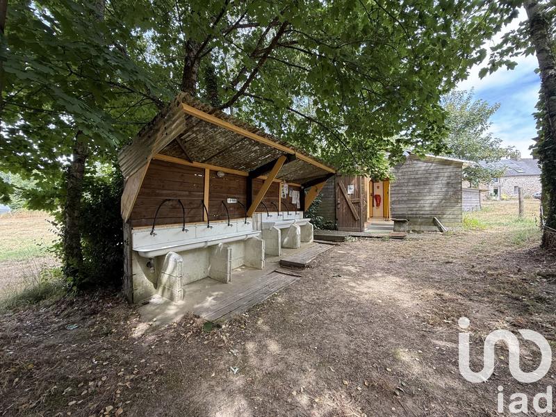 Maison - 340 m² - 9 pièces