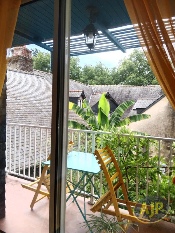 Immeuble - 32 m² - 7 pièces