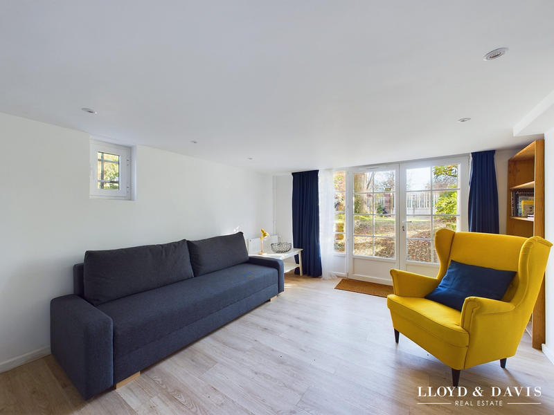 Maison ancienne - 258 m² - 11 pièces