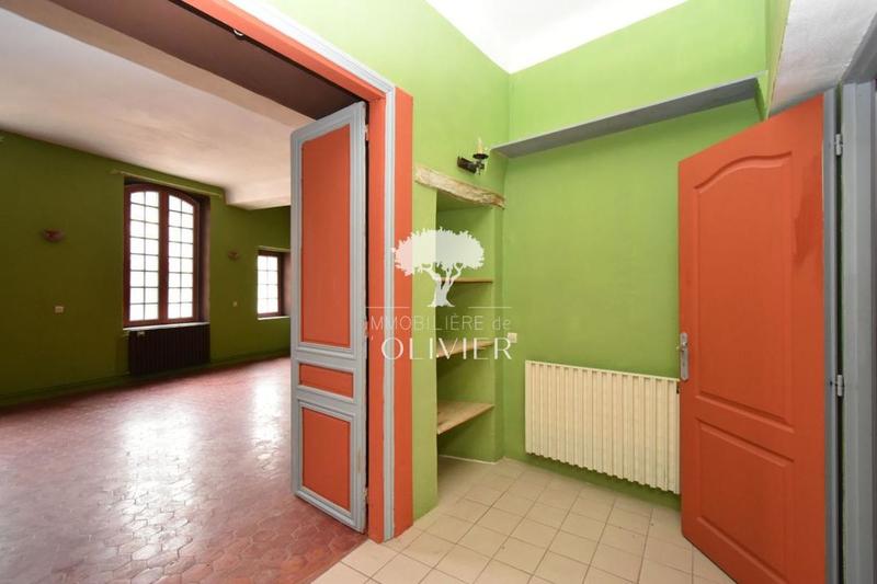 Maison - 445 m² - 10 pièces