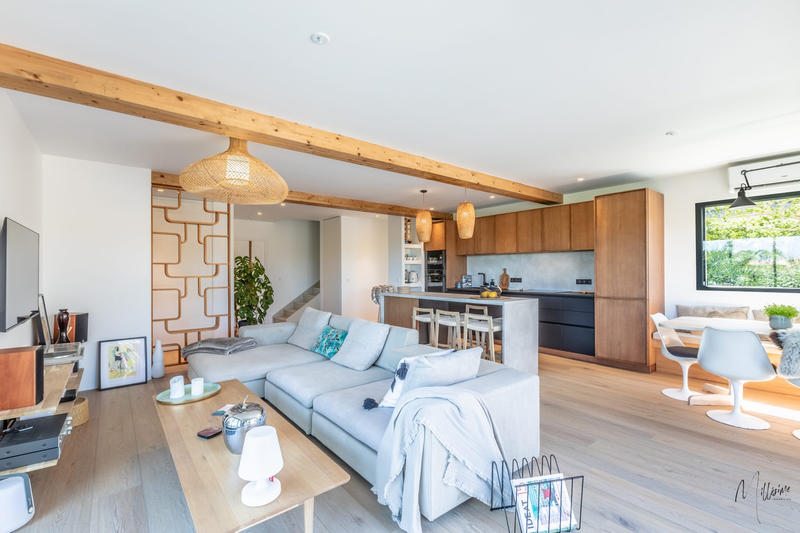 Maison - 150 m² - 6 pièces