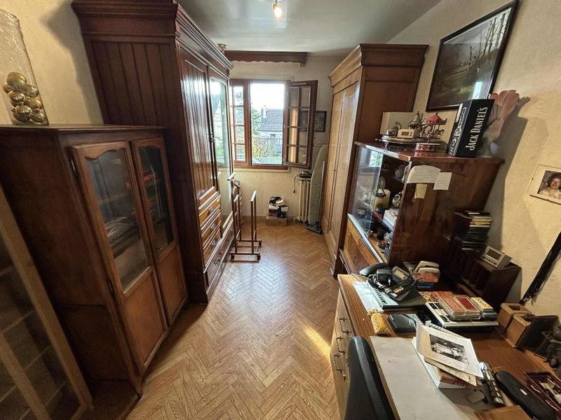 Maison - 93 m² - 5 pièces