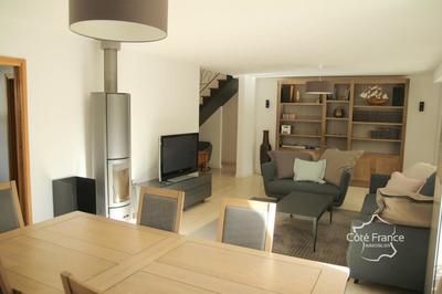 Maison - 184 m² - 5 pièces