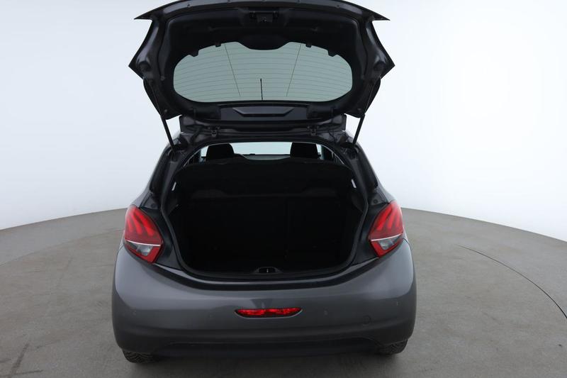 Peugeot 208 1.5 Blue-HDi Tech Edition 5p 100 ch