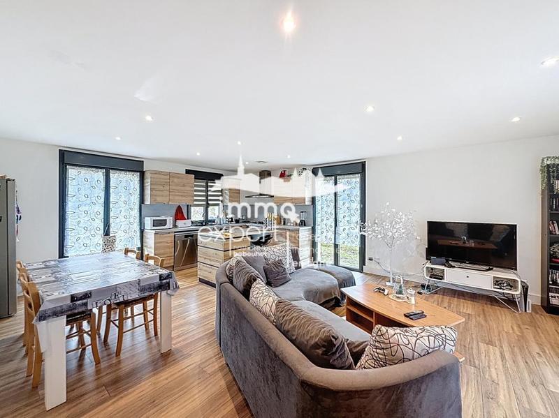 Maison - 100 m² - 5 pièces