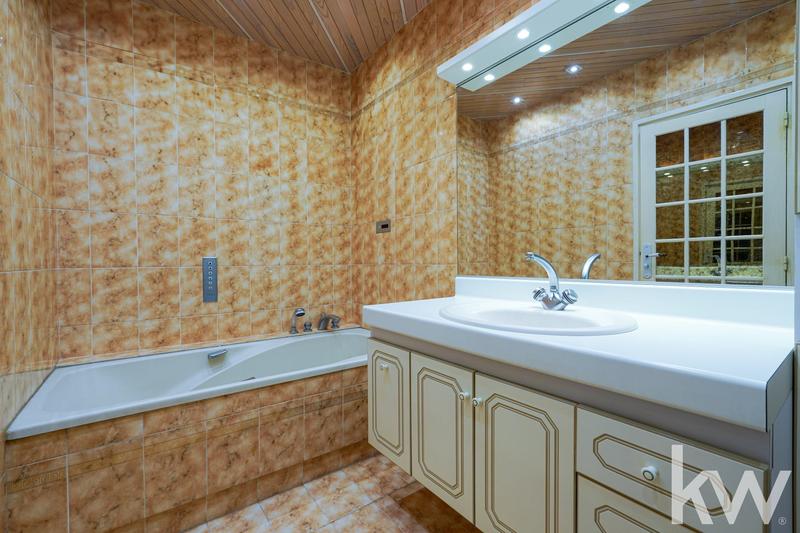 Appartement - 106 m² - 4 pièces