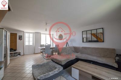 Maison - 77 m² - 4 pièces