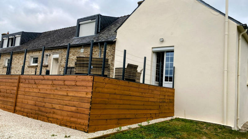 Maison - 185 m² - 9 pièces